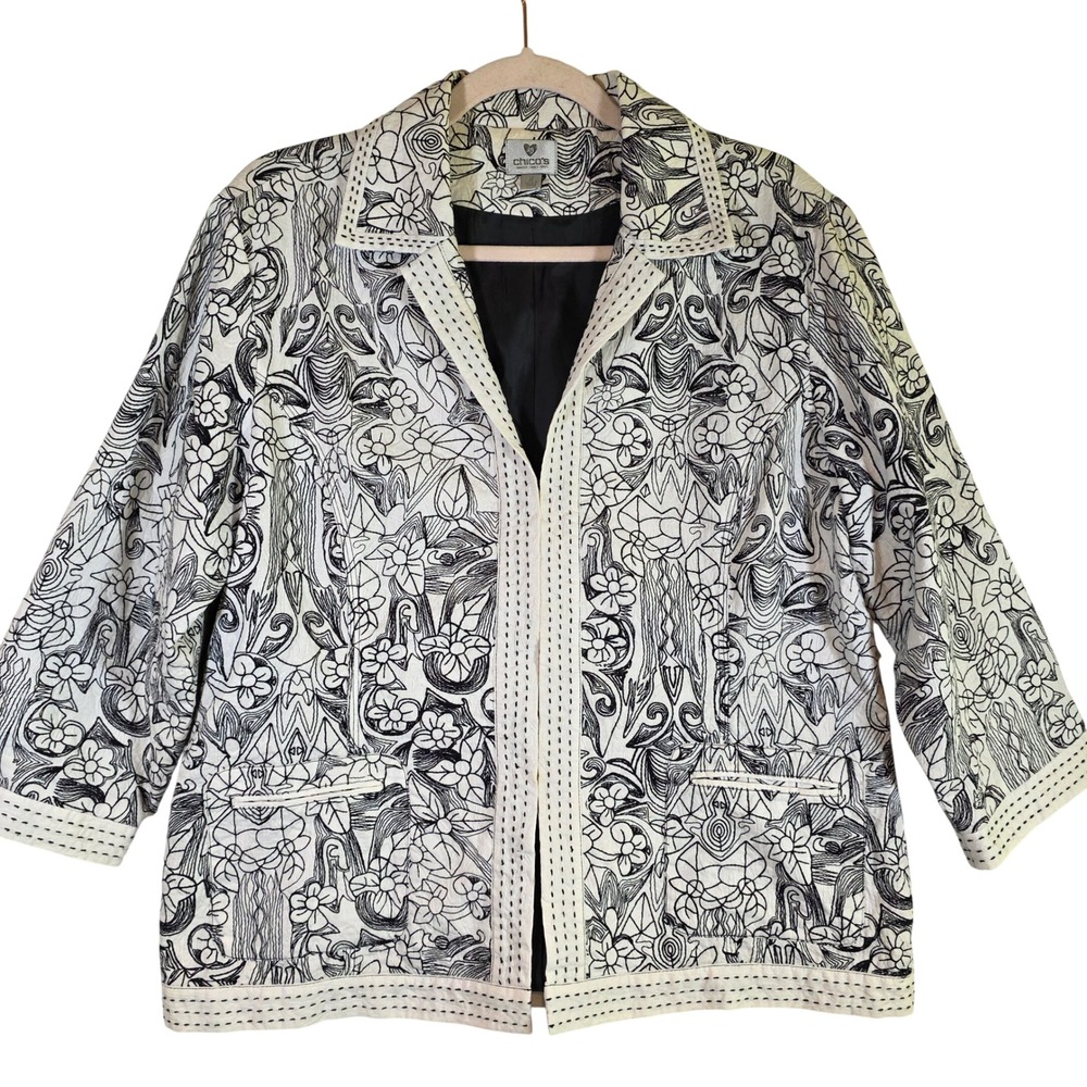 CHICO'S Size 2 M Black Ivory Artsy Jacket Three Quarter Sleeve Statement Boho